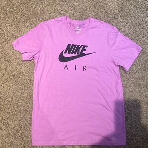 NEW Men’s Nike T-shirt!  Pink and Black. Size Large